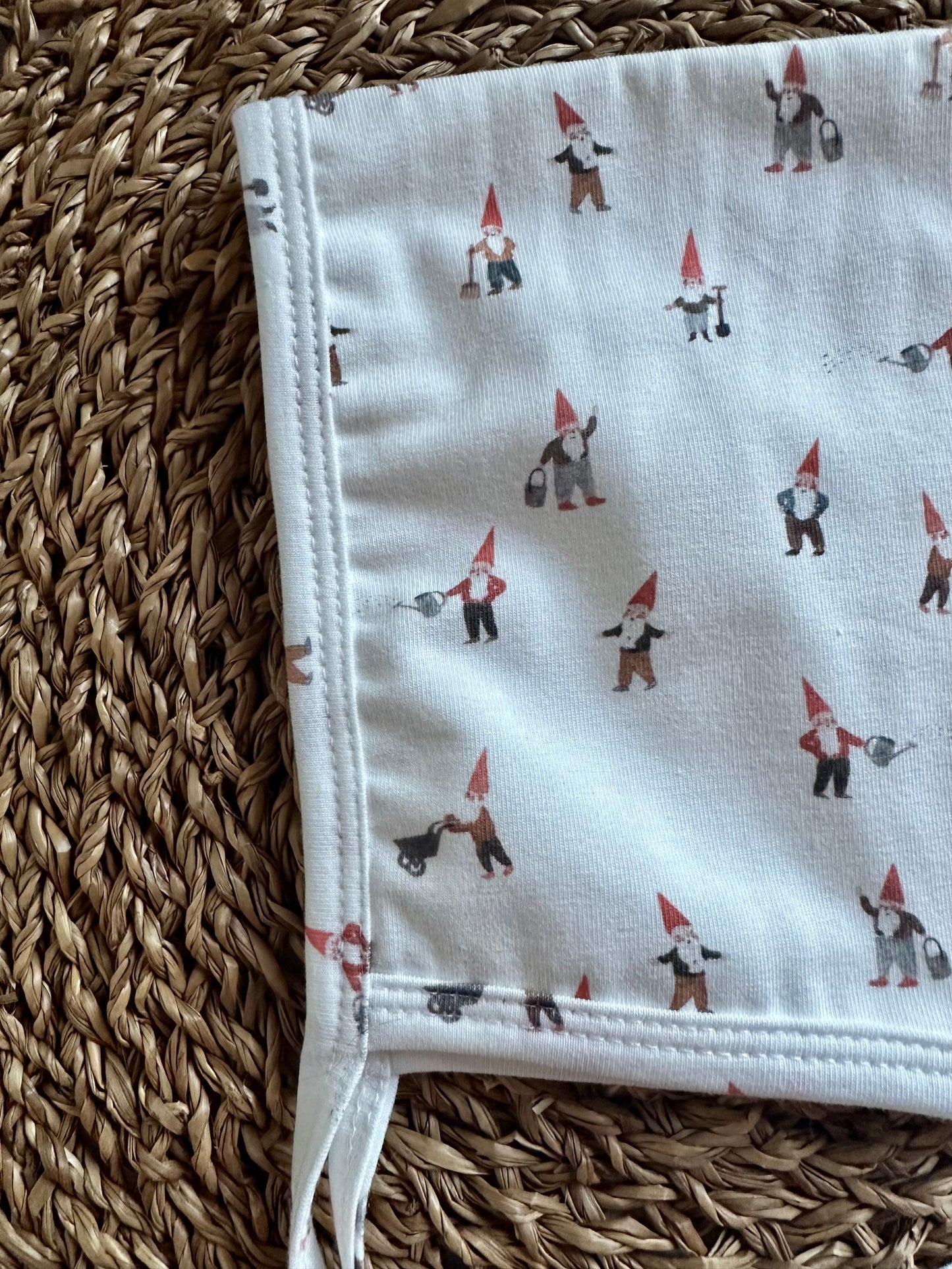 Gnomeo Knit Pixie