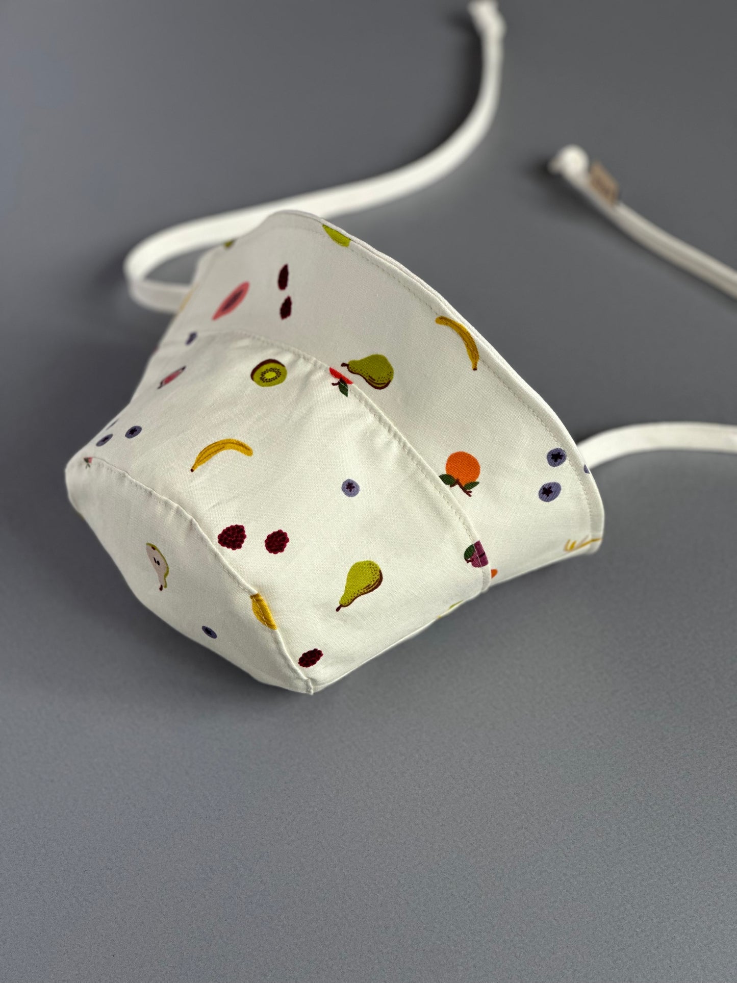 Tutti fruitti bucket hat