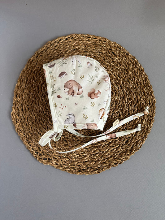 Fawn and friends cotton Bonnet