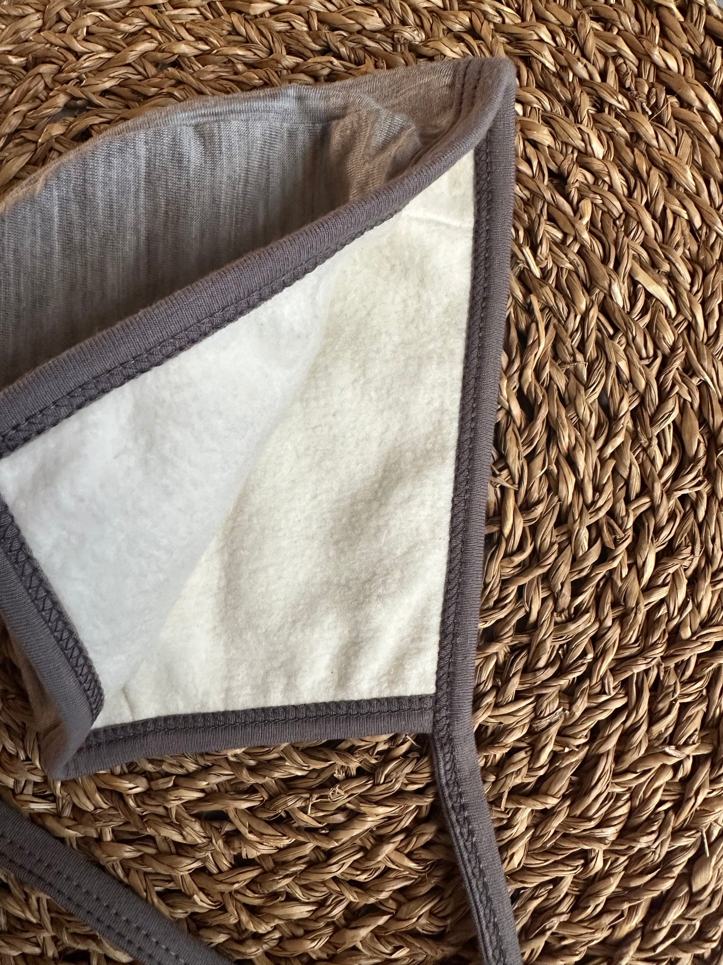 Fog Merino wool pixie bonnet