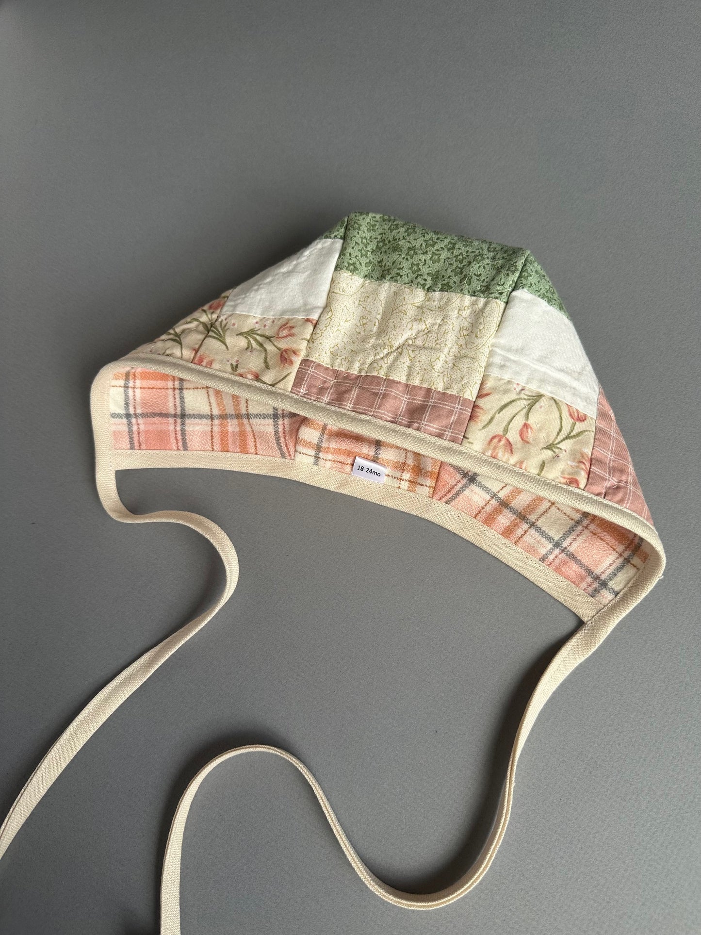 Laura Quilted bonnet size 18-24mo