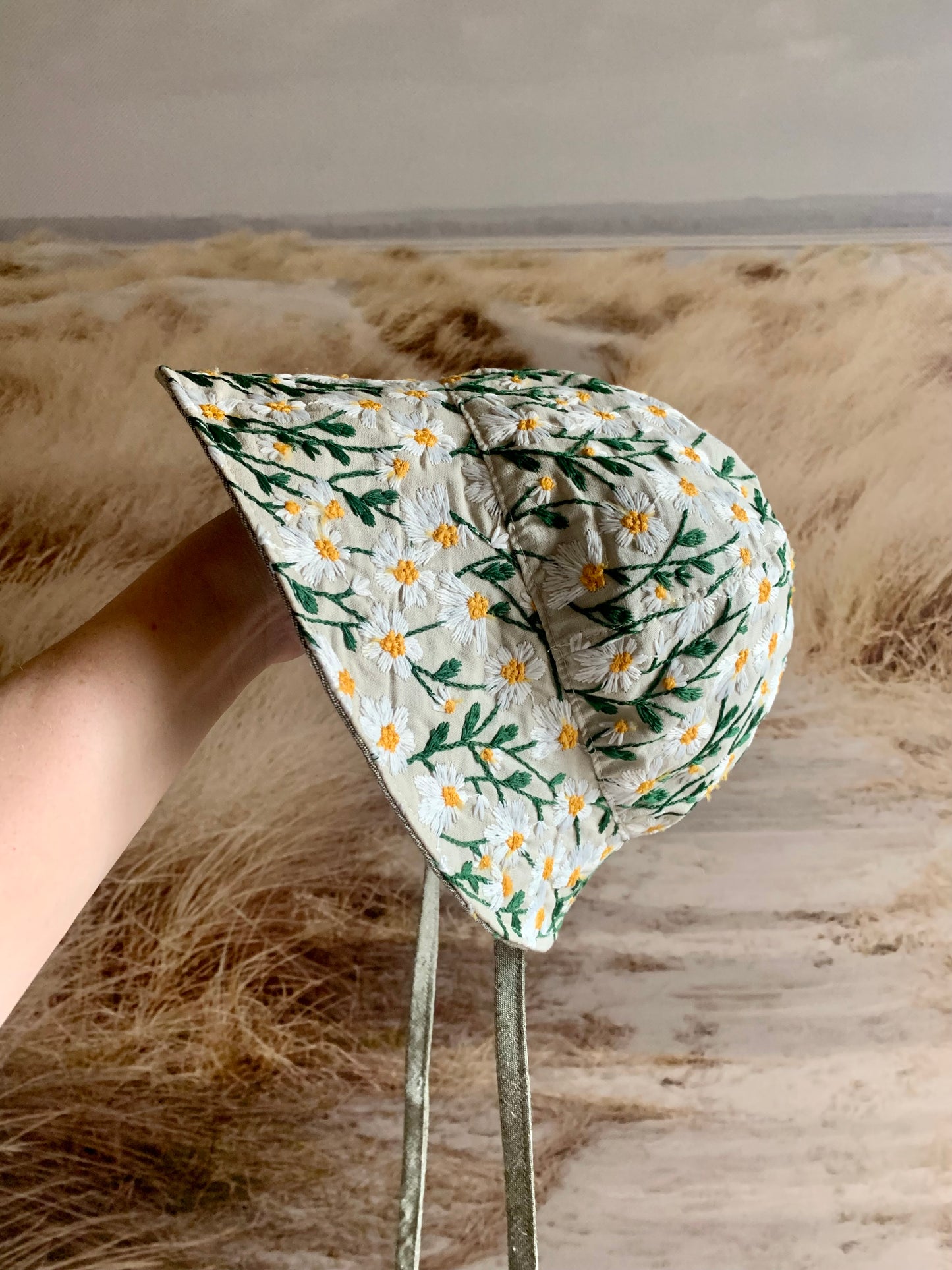 Daisy Parasol Hat