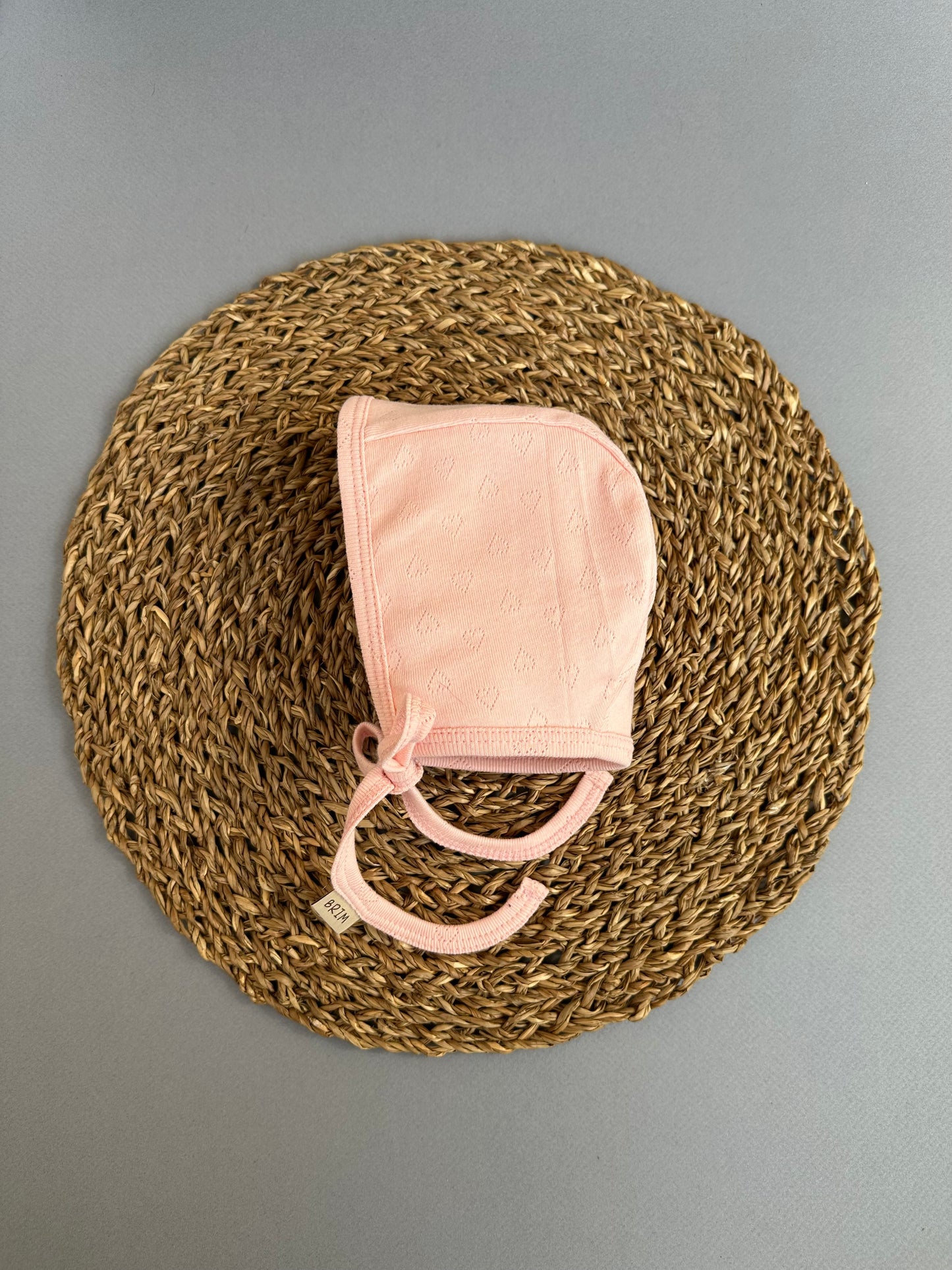 Peachy Heart Pointelle Classic Bonnet