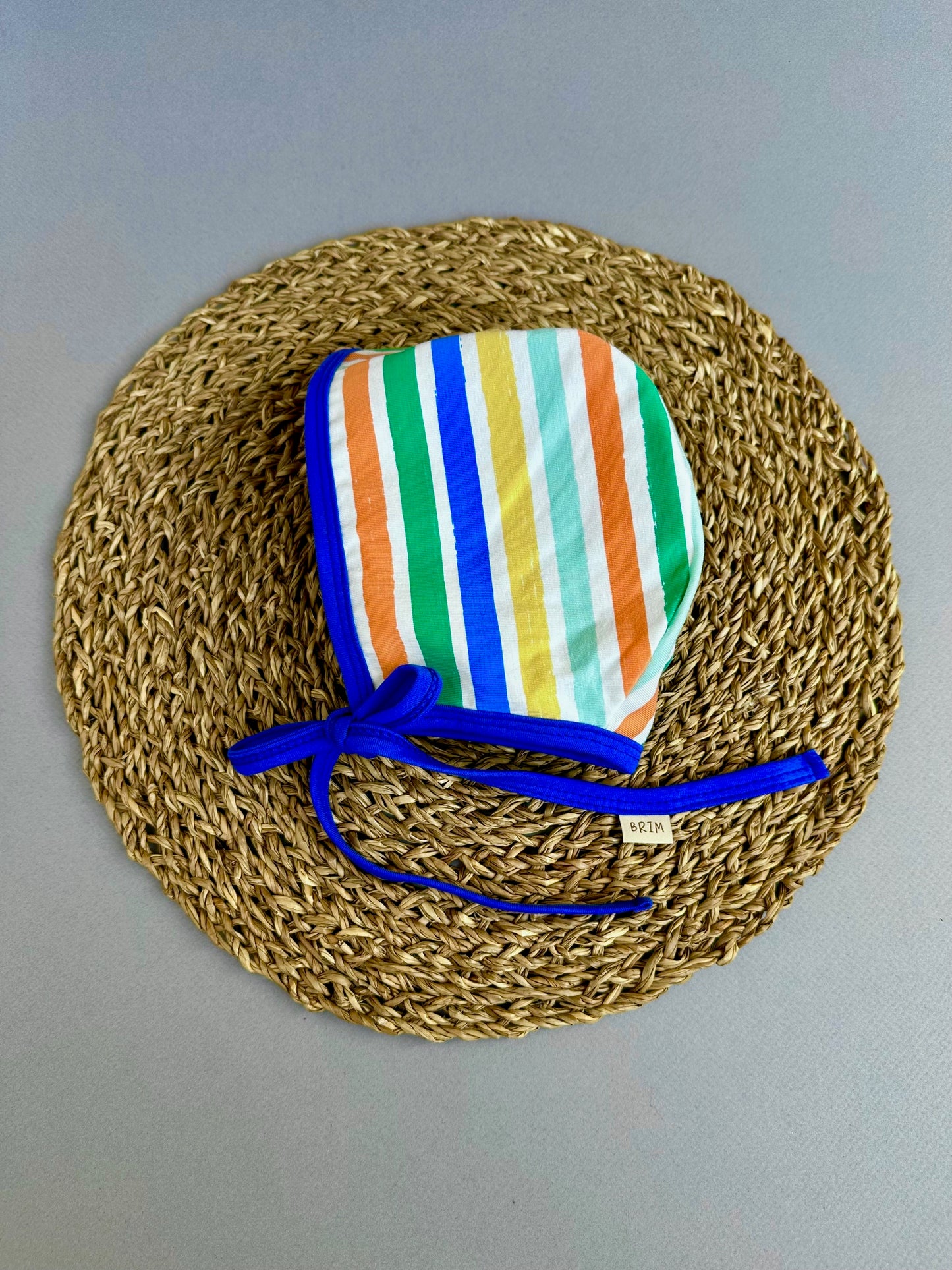 Riley Stripe Reversible classic Bonnet