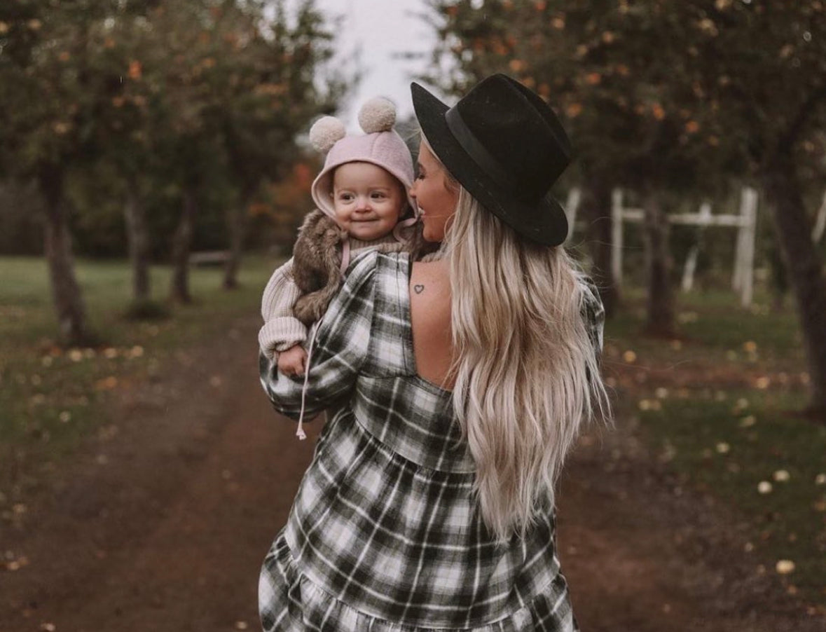 Dusty Rose wool Bonnet