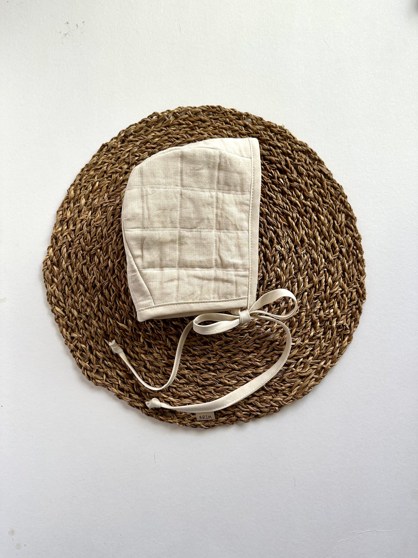 Snow quilted bonnet