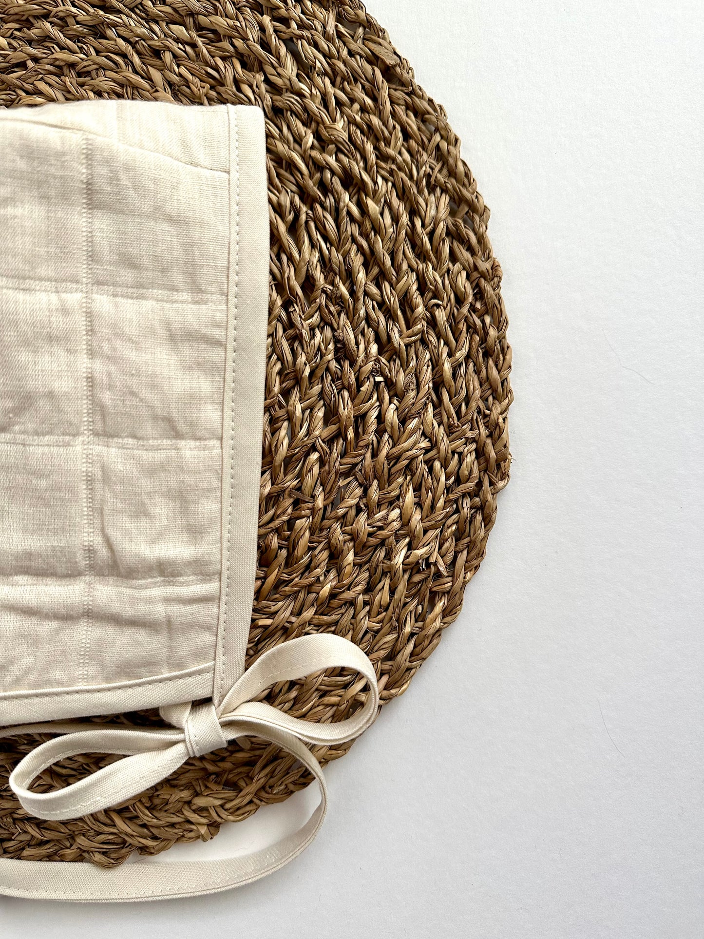 Snow quilted bonnet