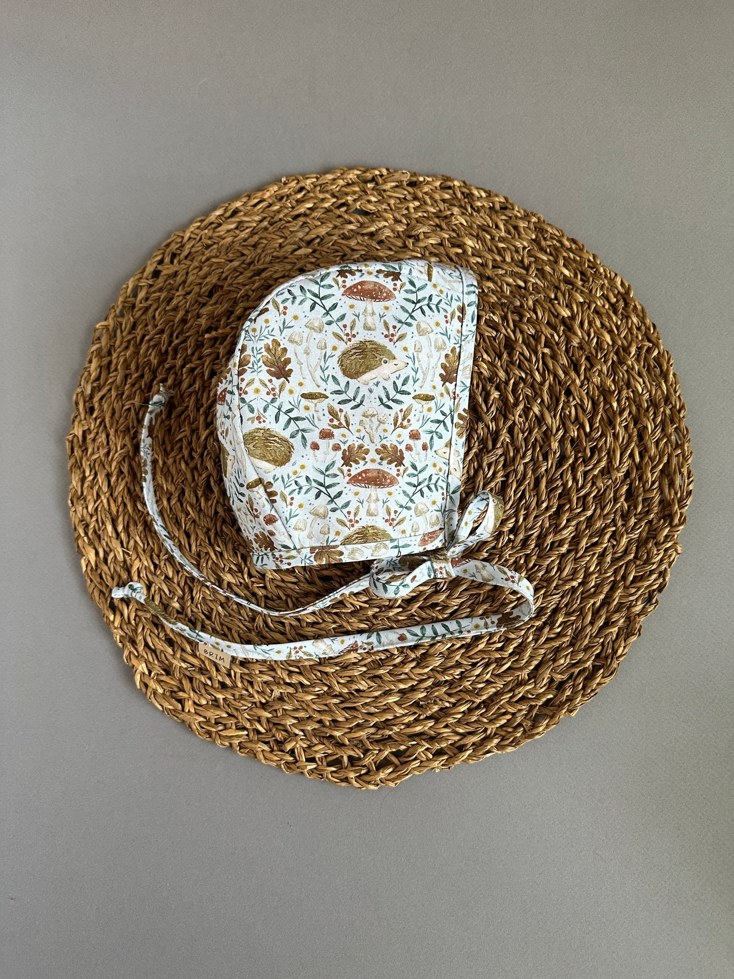 Tiggy-winkle cotton Bonnet