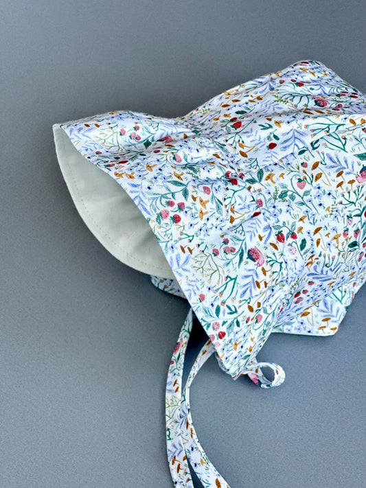RTS Strawberry Knoll Bonnet size 3-6 month